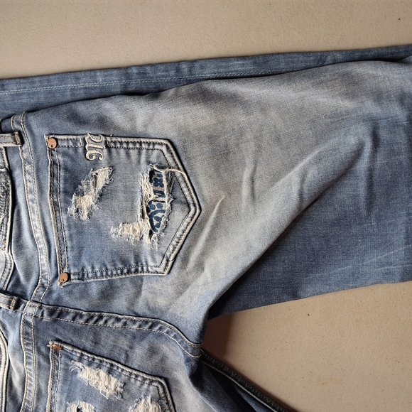 Miss Me Sigature Skinny Ankle Cropped Jeans with Subtle Fading Size 25 - Picture 13 of 13